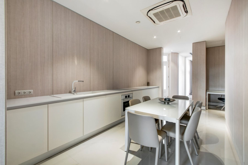 Premium panoramic apartment for sale in the heart of Budapest