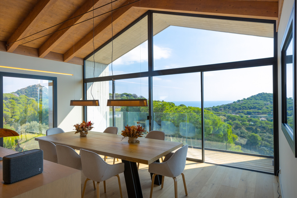 Spectacular design house with panoramic sea views in Cabrils - Costa BCN