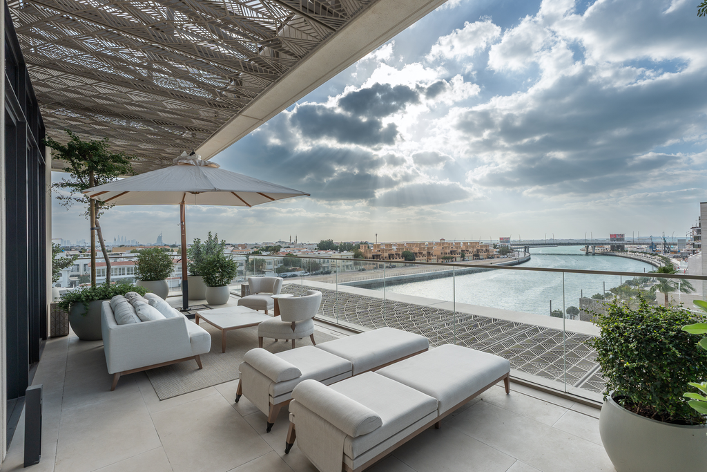 Обновлённый пентхаус Four Seasons с частным бассейном в Джумейра, Дубай