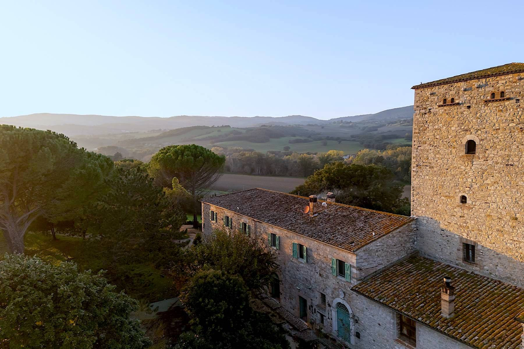 Restored country house in historic hamlet near Todi