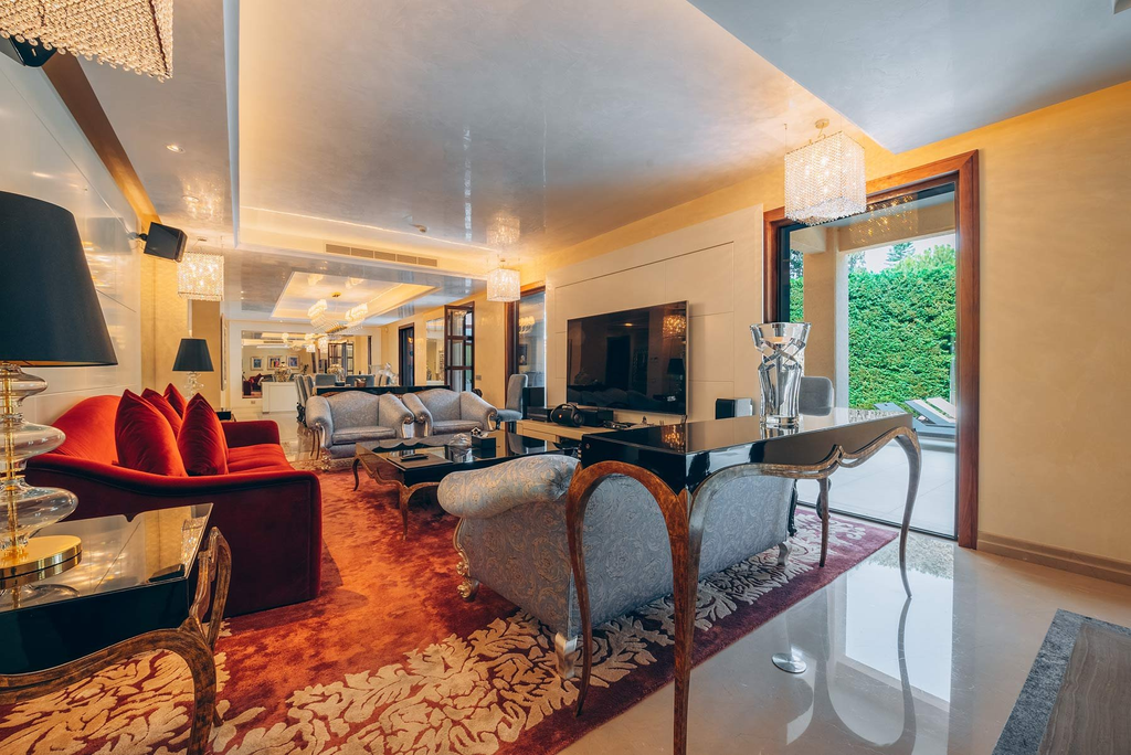 6+2 Bedroom Villa in Limassol