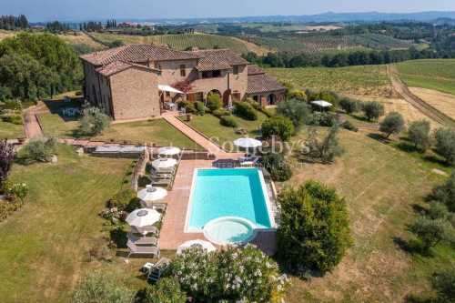 Winery with ancient country house in San gimignano 42832