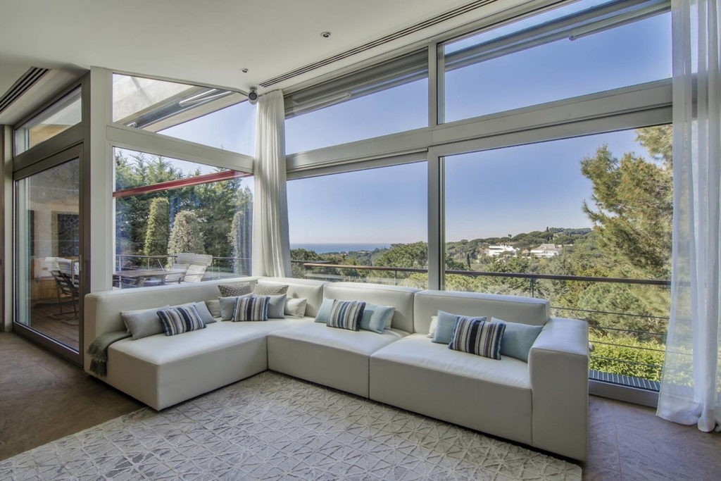 Luxurious property in exclusive residential area of Maresme, Barcelona.