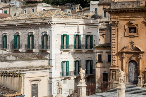 Prestigious palace overlooking Modica Cathedral 42962