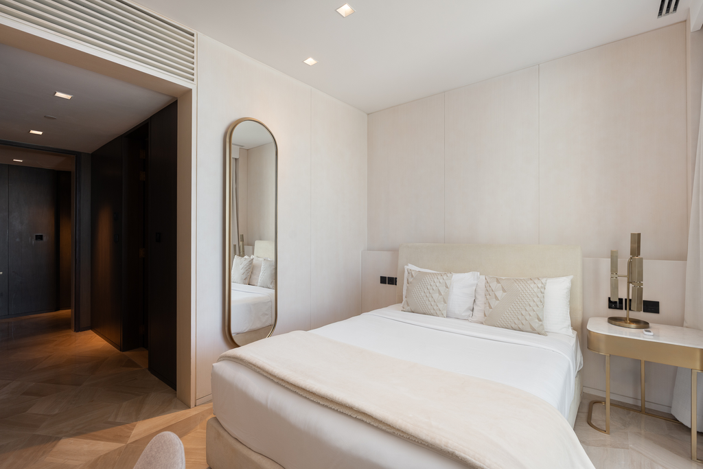 Refined Beachfront Apartment on Palm Jumeirah