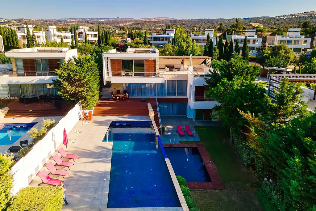 5 Bedroom Villa in Polis, Latchi