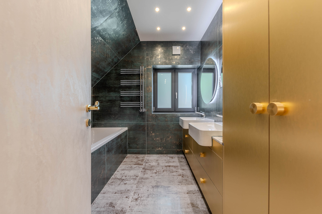 Панорамная резиденция в престижном районе Адылигет, Будапешт: элегантность, сад дзен и современные технологии