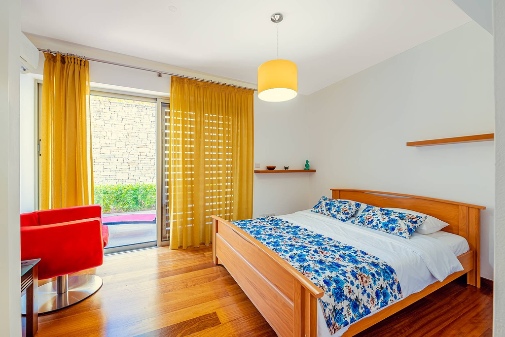 5 Bedroom Villa in Polis, Latchi