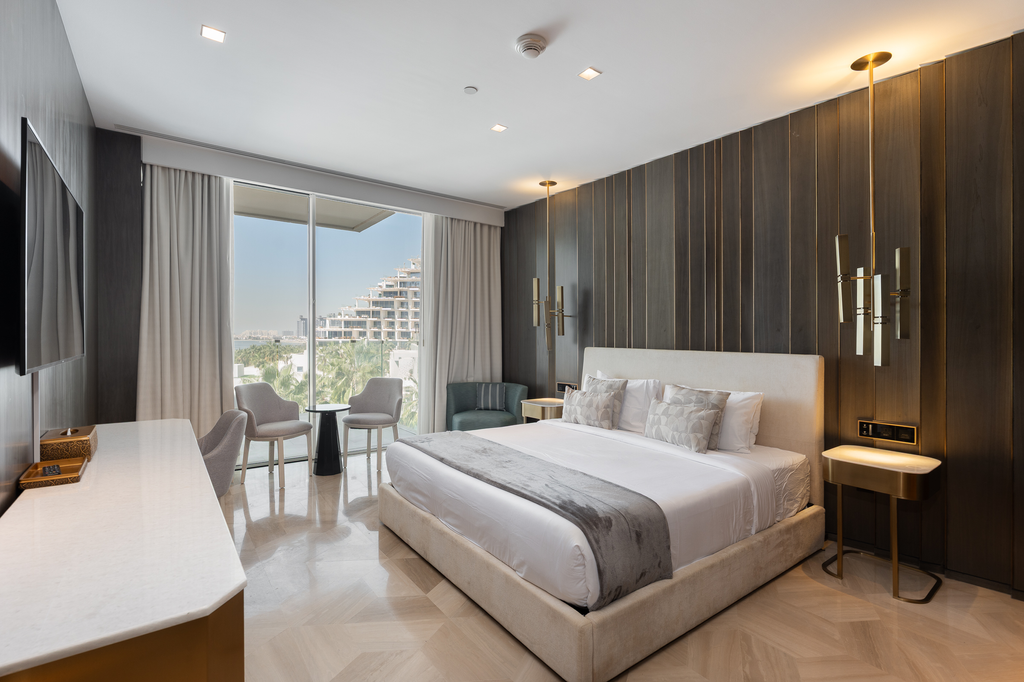 Изысканные апартаменты на первой линии в Palm Jumeirah, Дубай: роскошь и панорамные виды на море