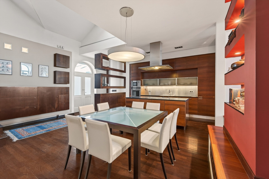 Эксклюзивный дуплекс 200 м² в престижном Дипломатическом квартале Будапешта