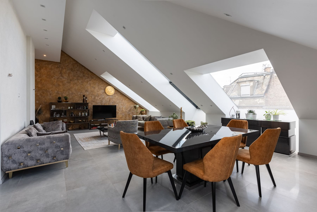 Exquisite Penthouse with Basilica Views on Andrássy Avenue