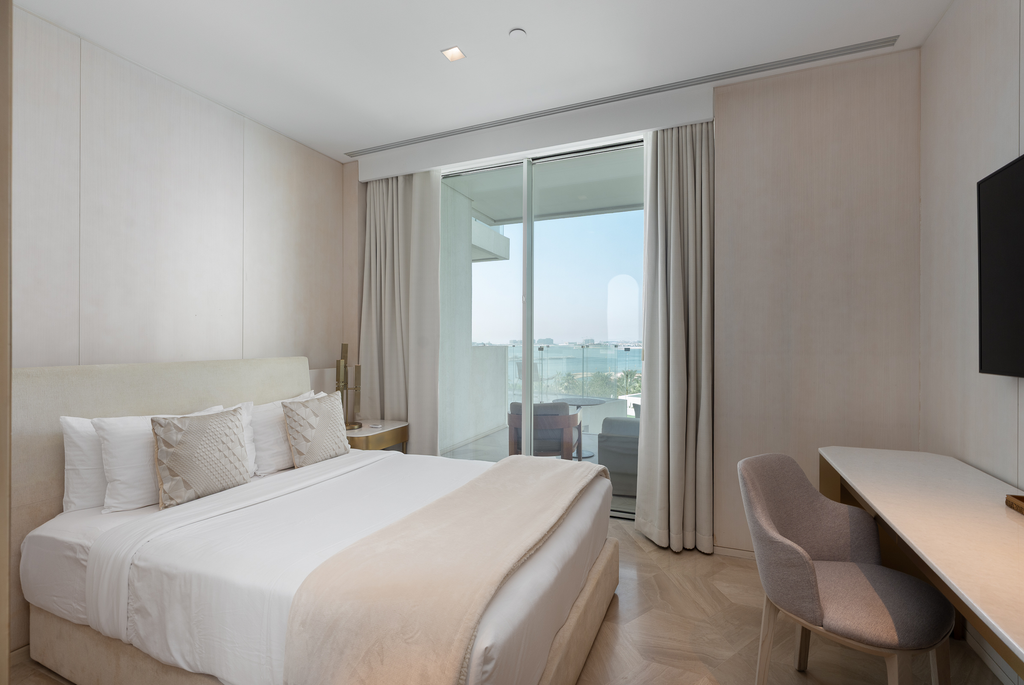 Изысканные апартаменты на первой линии в Palm Jumeirah, Дубай: роскошь и панорамные виды на море