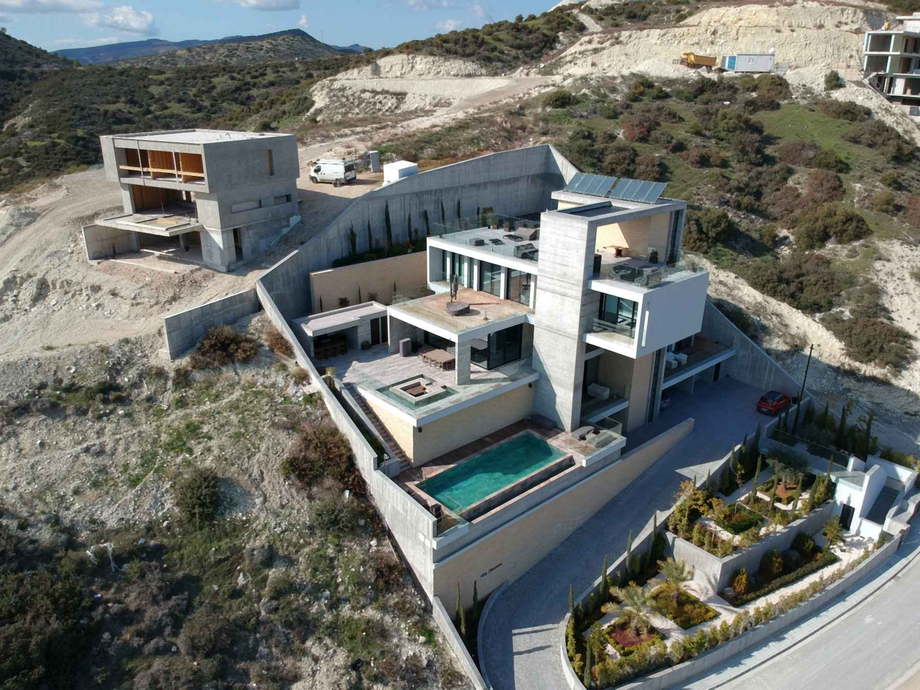 Seaview Residential Plot in Agios Tychonas, Limassol