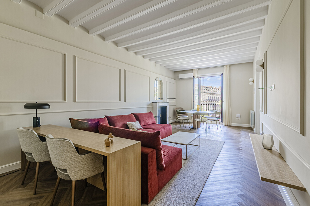 Beautiful apartment in a building with swimming pool Port Vell