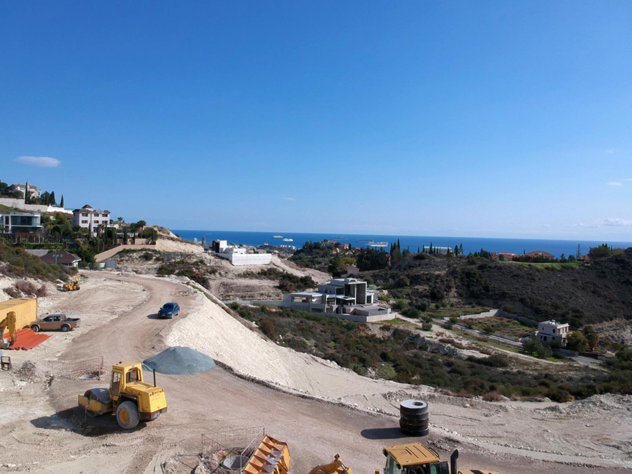 Seaview Residential Plot in Agios Tychonas, Limassol