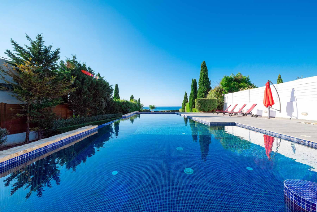 5 Bedroom Villa in Polis, Latchi