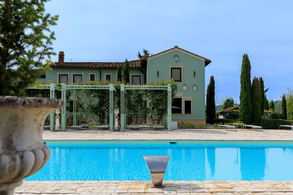 Stunning estate with stables in San Miniato