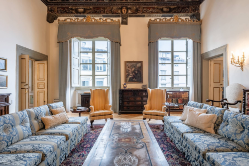 Finely restored apartment near Piazza Anfiteatro in Lucca 42849
