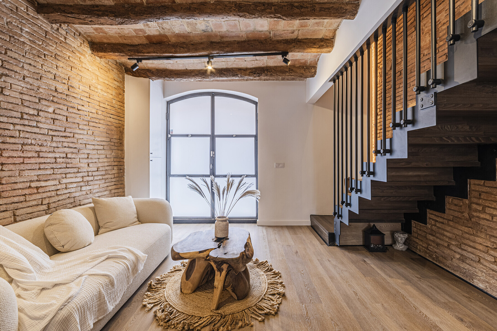 A new construction oasis in the heart of the Sants district