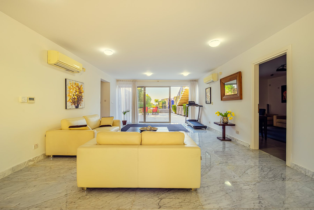 5 Bedroom Villa in Polis, Latchi