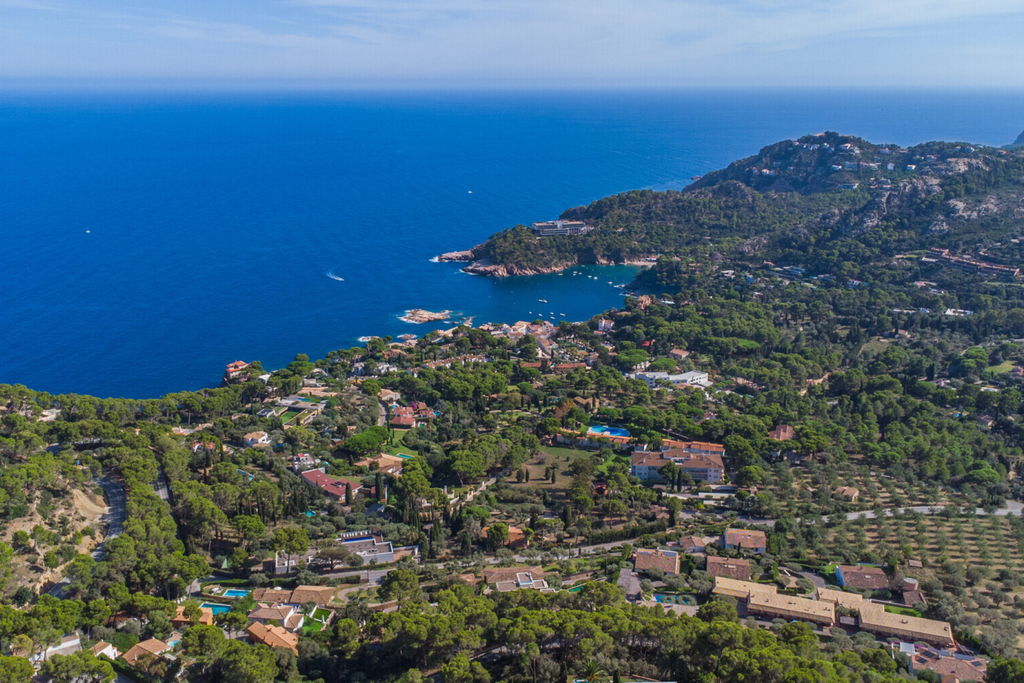 House with spectacular panoramic views in Aiguablava, Begur